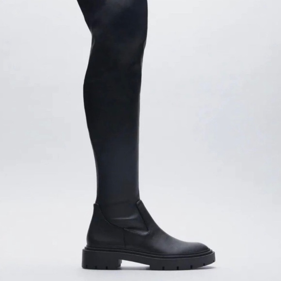 They are new over knee boots, they are good, while the size doesn't fit me. - Picture 1 of 7